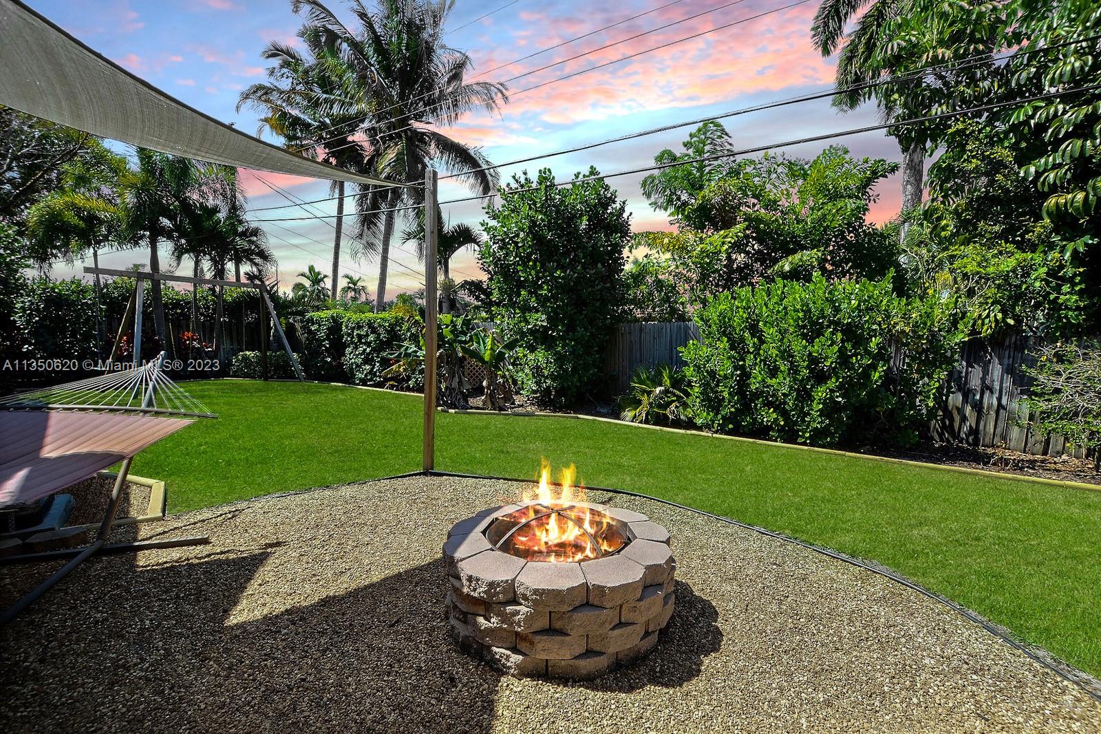 LAUDERDALE GOLF ESTATES - Residential