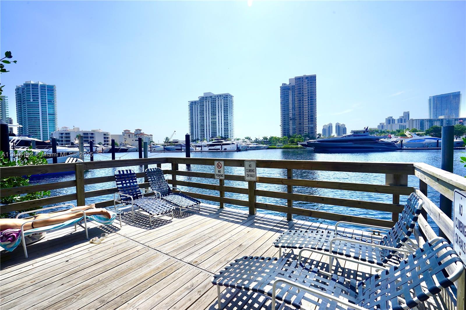 THE YACHT CLUB AT AVENTUR - Residential