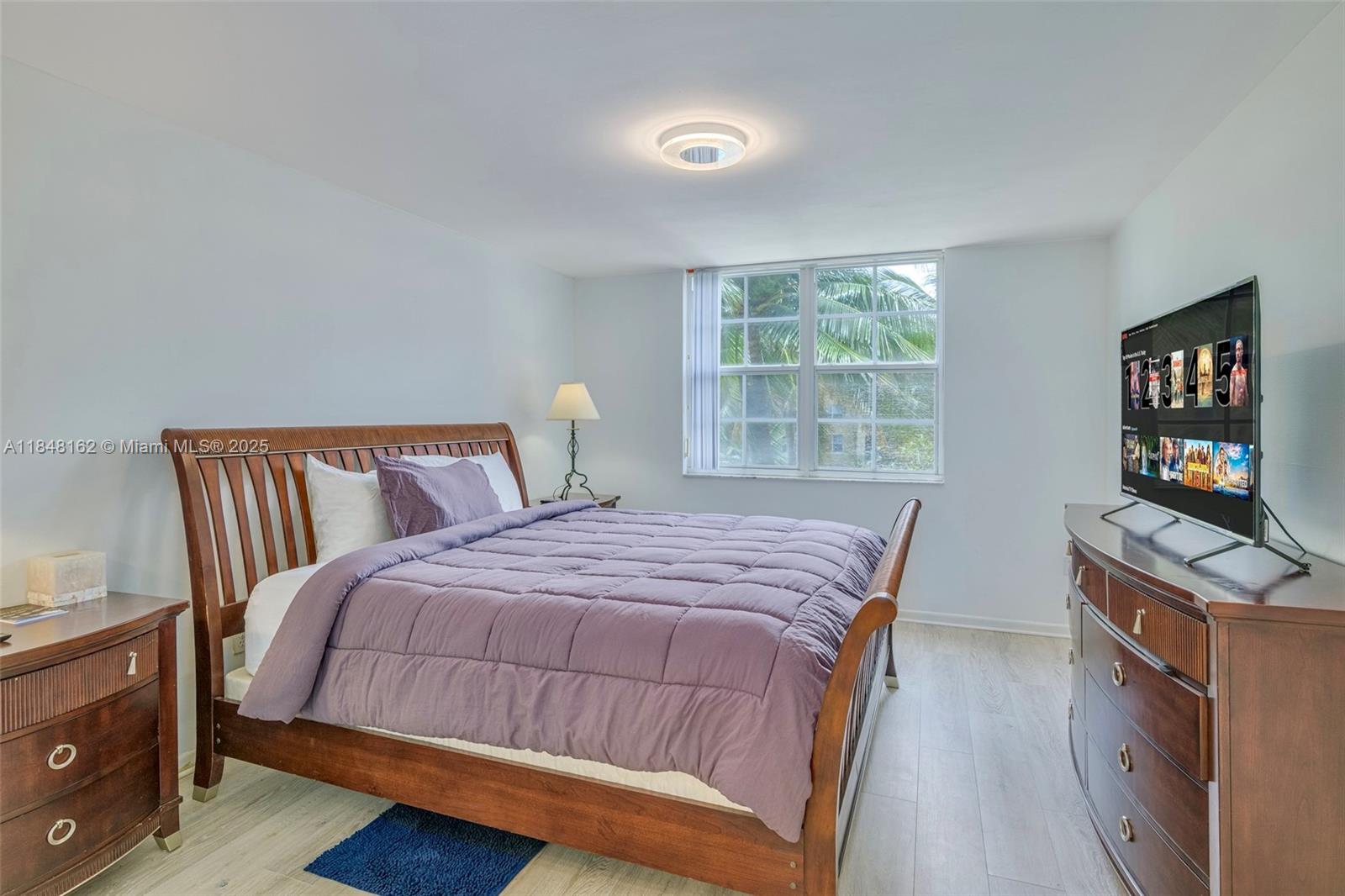 THE YACHT CLUB AT AVENTUR - Residential