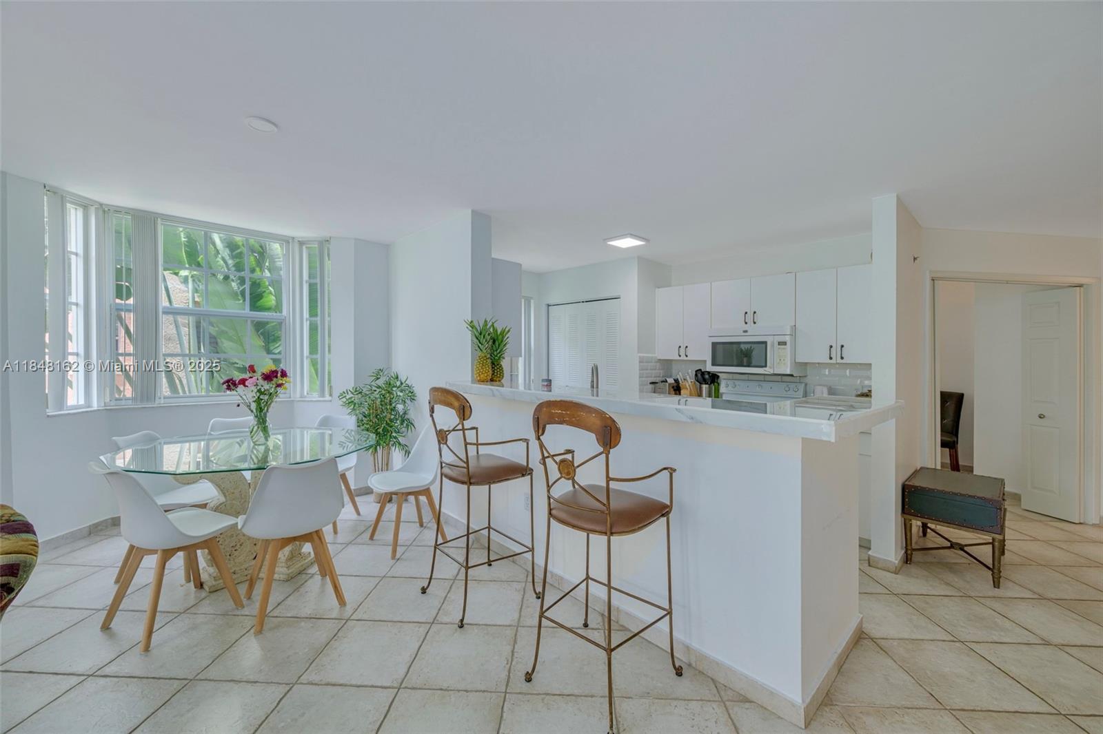 THE YACHT CLUB AT AVENTUR - Residential