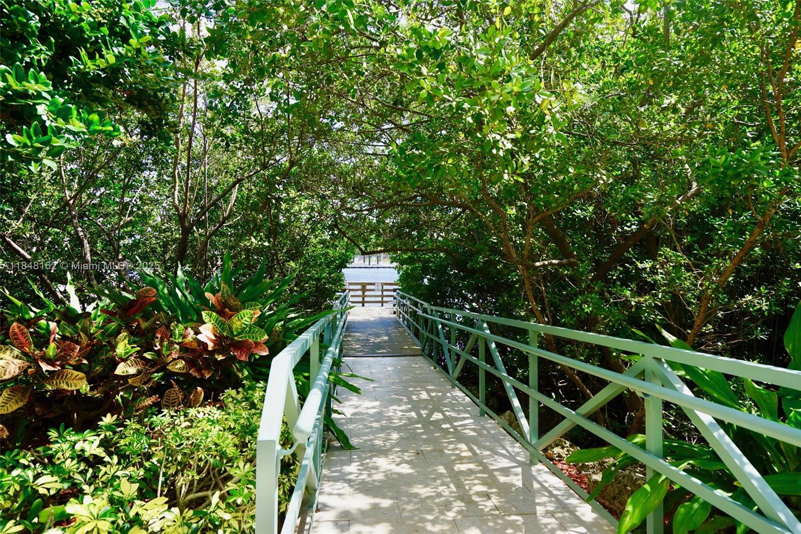 THE YACHT CLUB AT AVENTUR - Residential