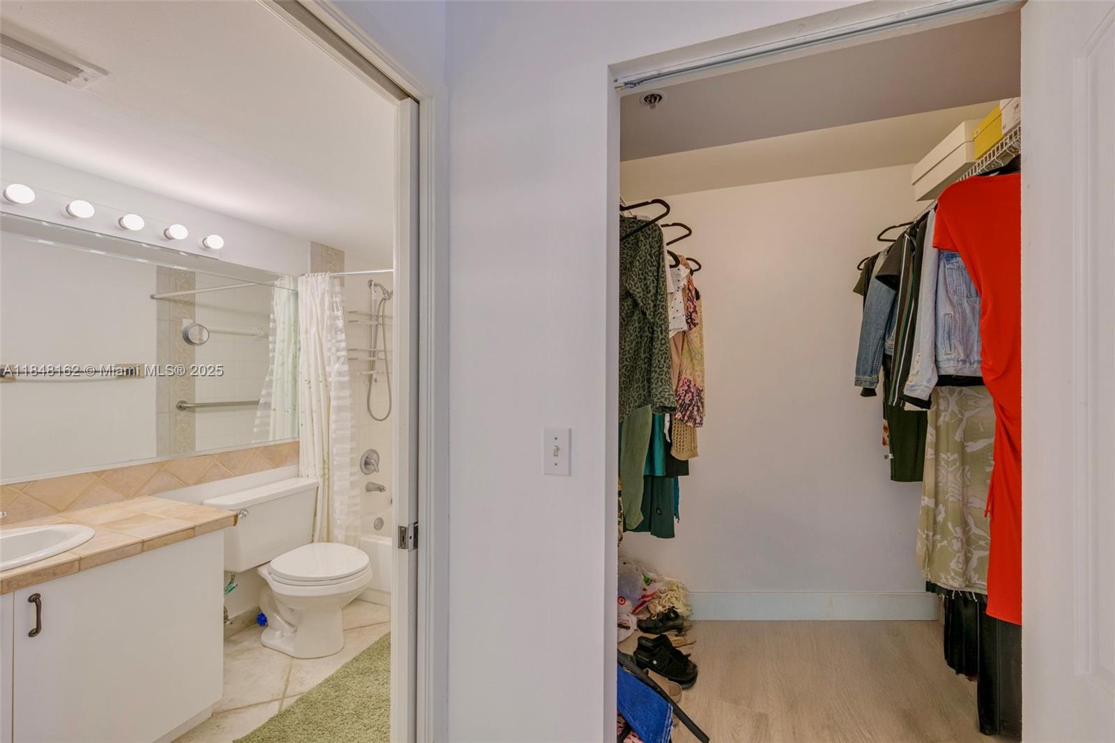 THE YACHT CLUB AT AVENTUR - Residential