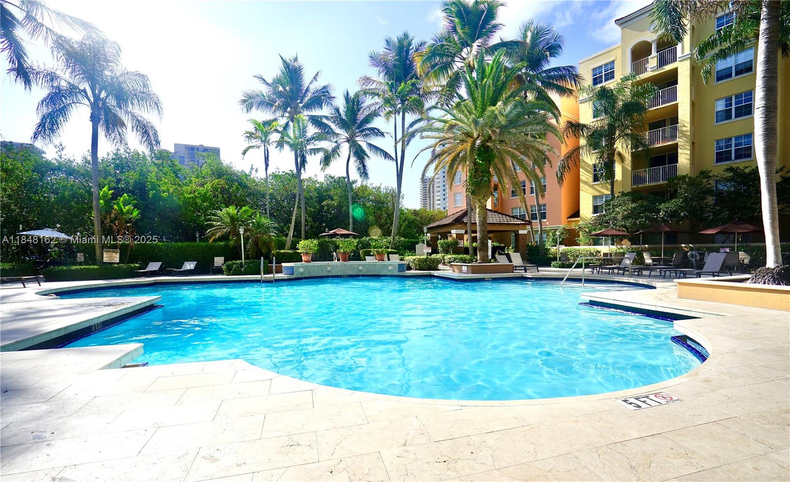 THE YACHT CLUB AT AVENTUR - Residential