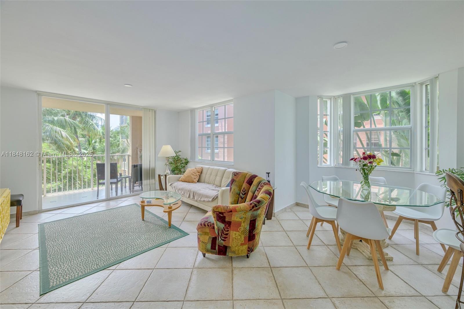 THE YACHT CLUB AT AVENTUR - Residential