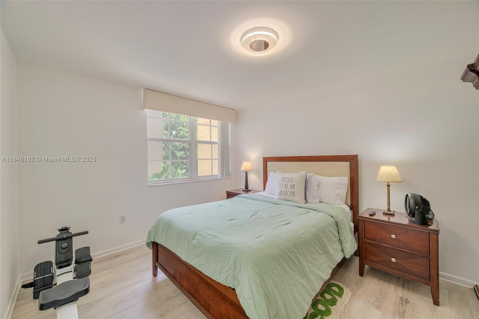 THE YACHT CLUB AT AVENTUR - Residential