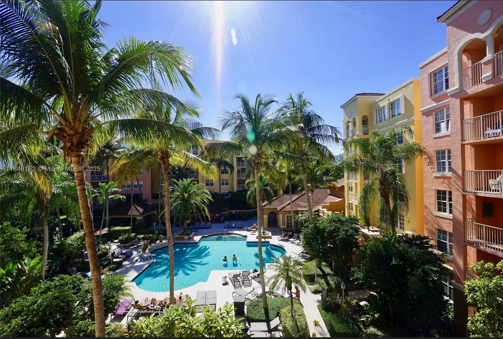 This spacious and very clear three bedroom is located around Aventura Golf Course, in the Yacht Club at Aventura.
Pool and side marina view. Comes completely furnished, ready to move in or to rent.
Ideal place if you plan to come time to time in Florida, the Yacht Club is the only community allowing 7 nights minimum rentals in Aventura.