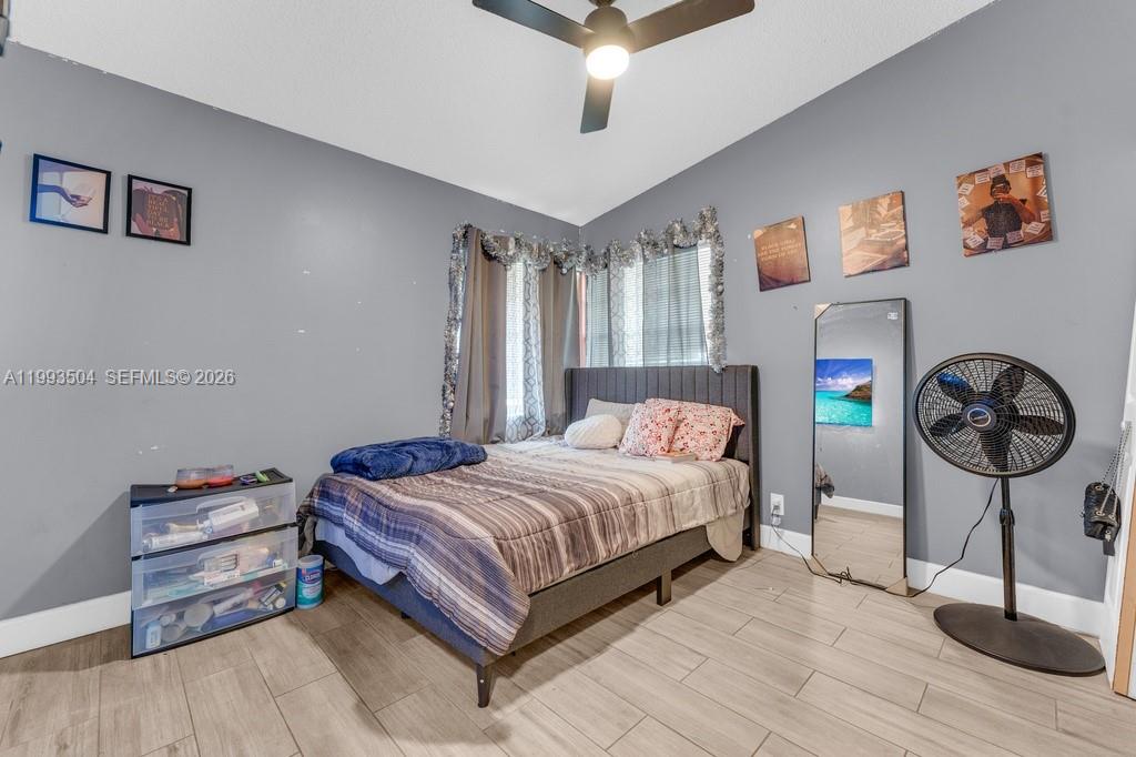 COMROCK - Residential