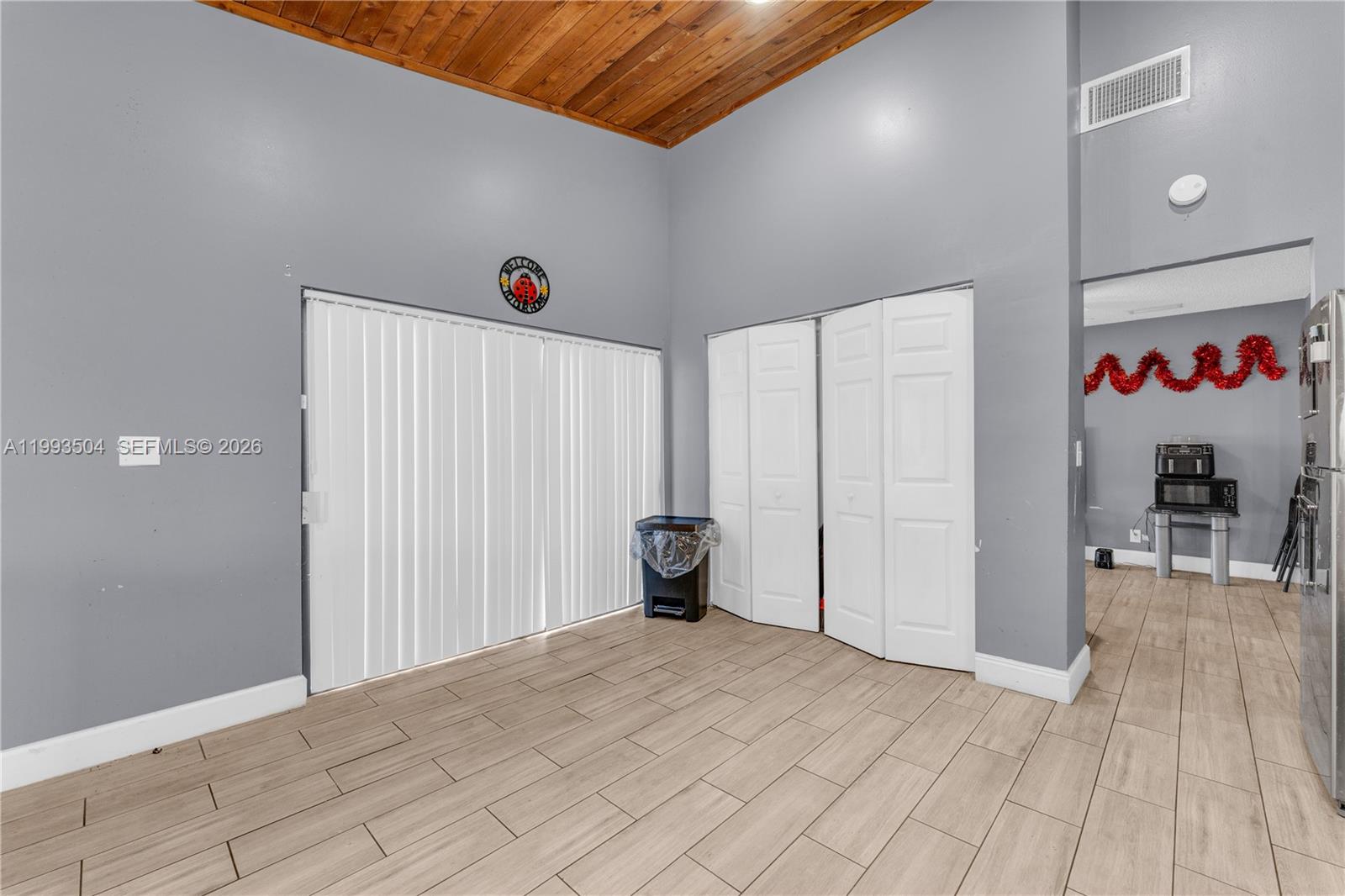 COMROCK - Residential