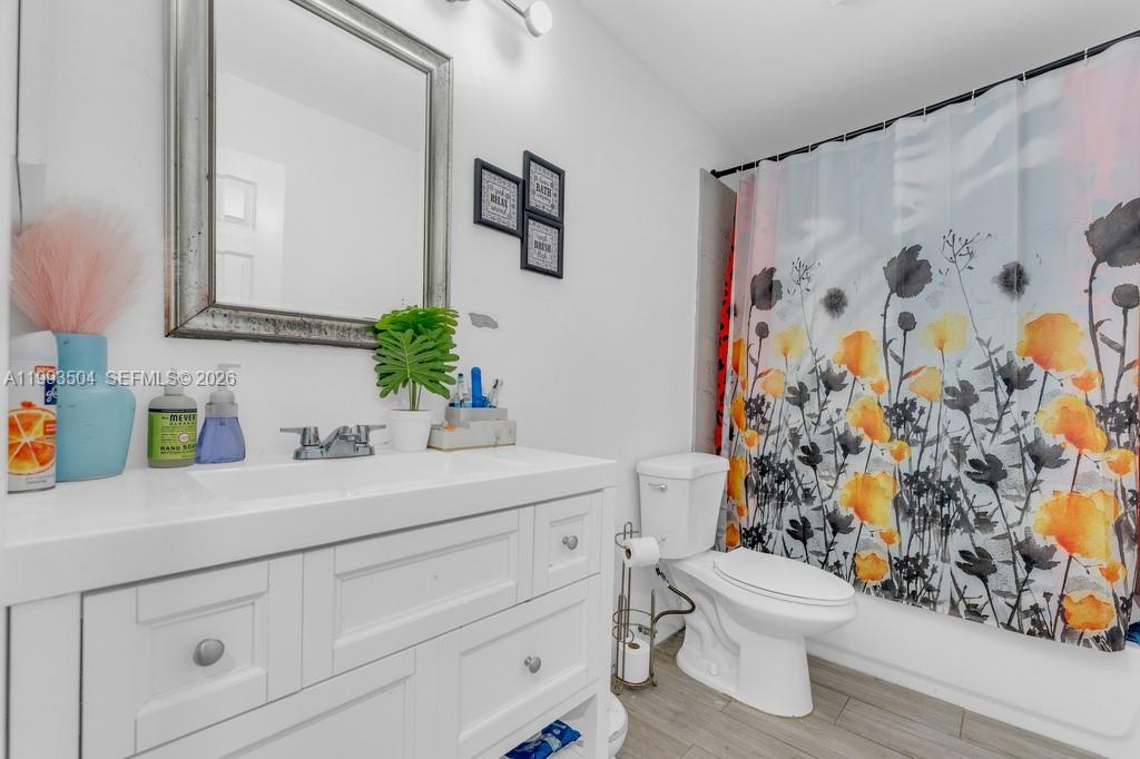 COMROCK - Residential