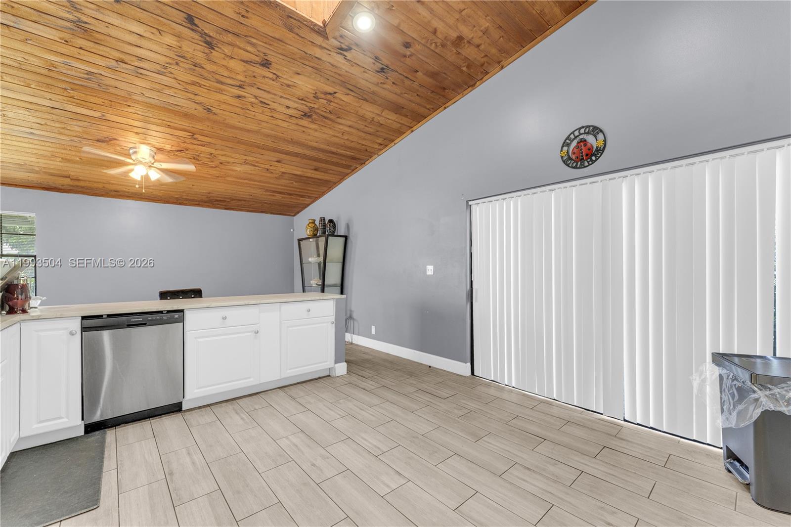 COMROCK - Residential