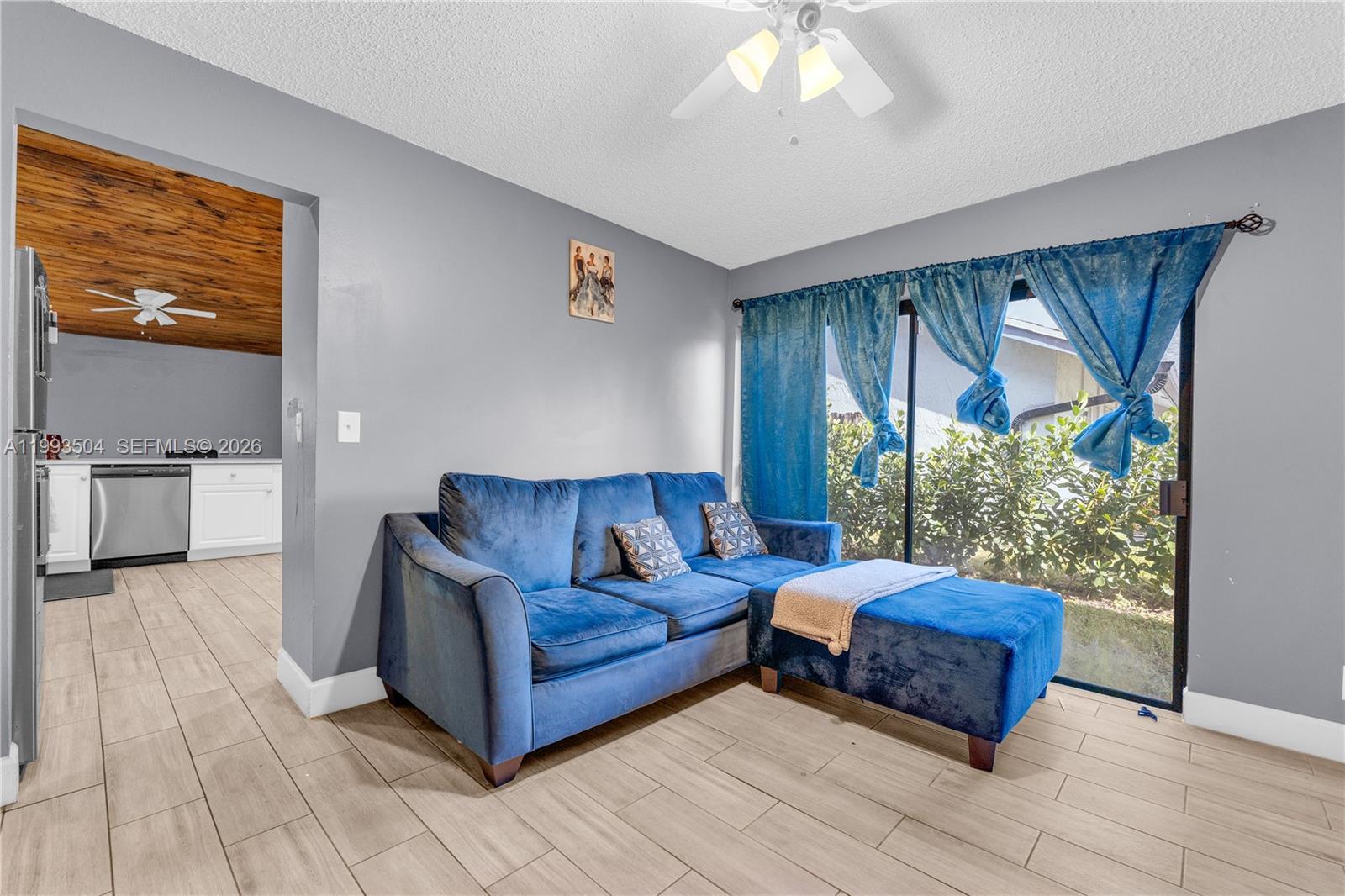 COMROCK - Residential