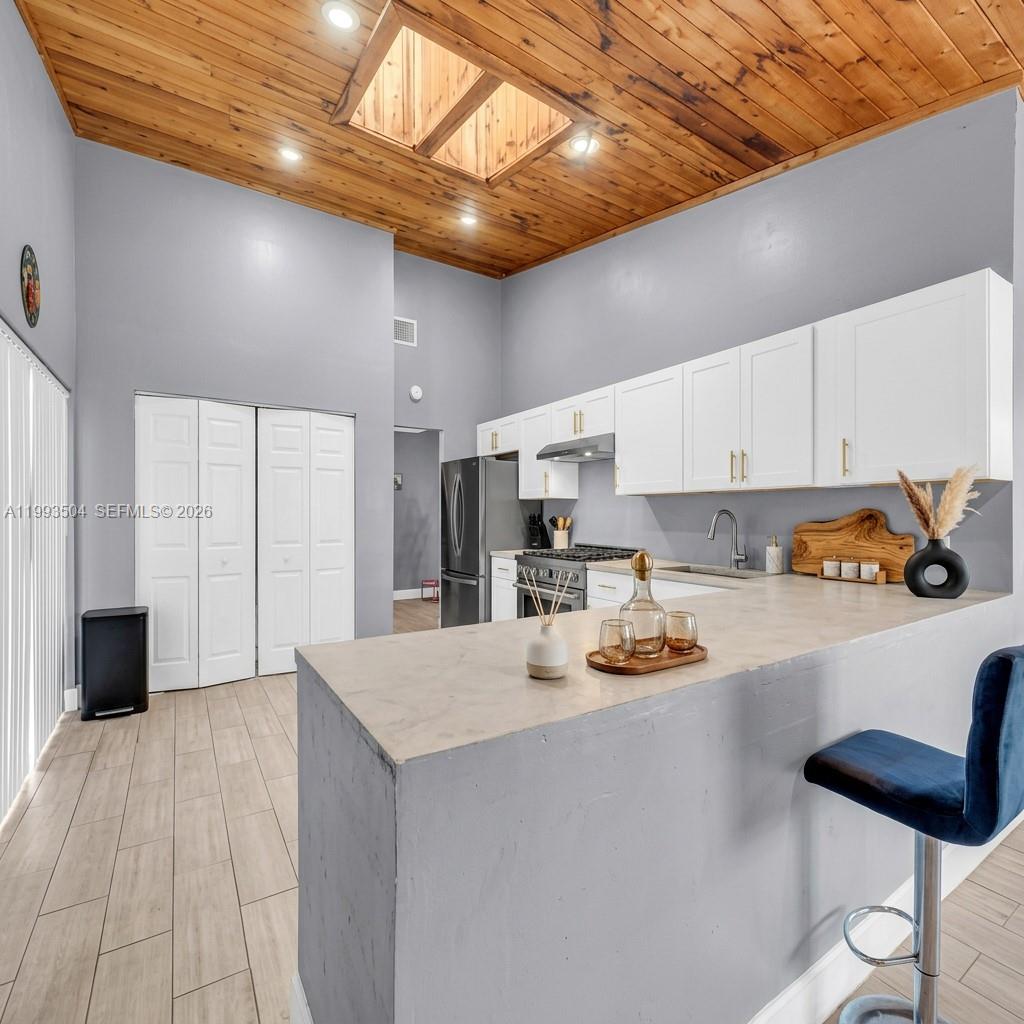 COMROCK - Residential