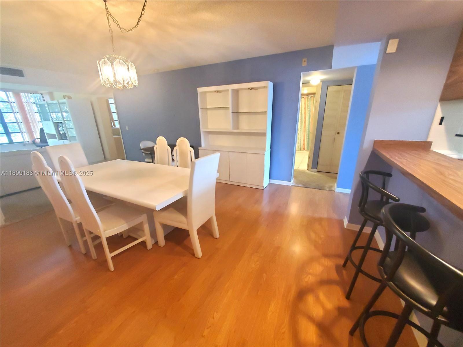 CONDO 25 OF WHITEHALL CON - Residential