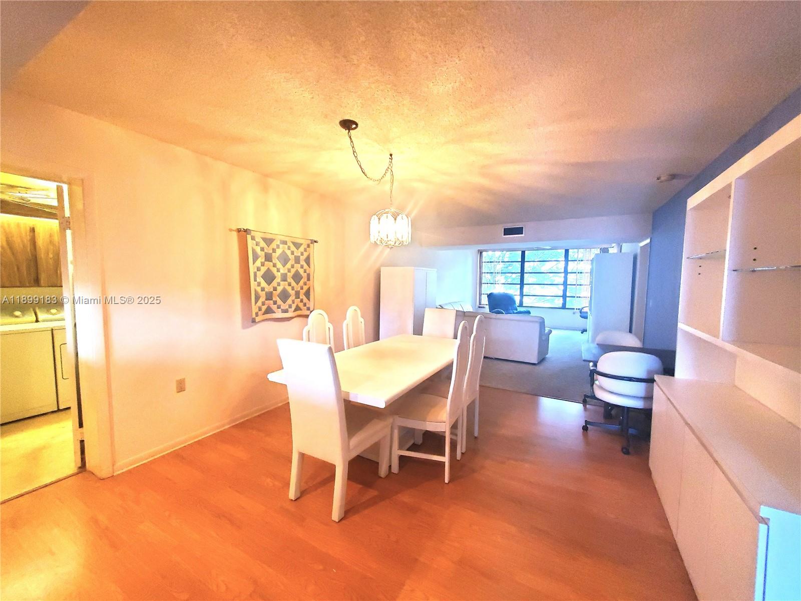 CONDO 25 OF WHITEHALL CON - Residential