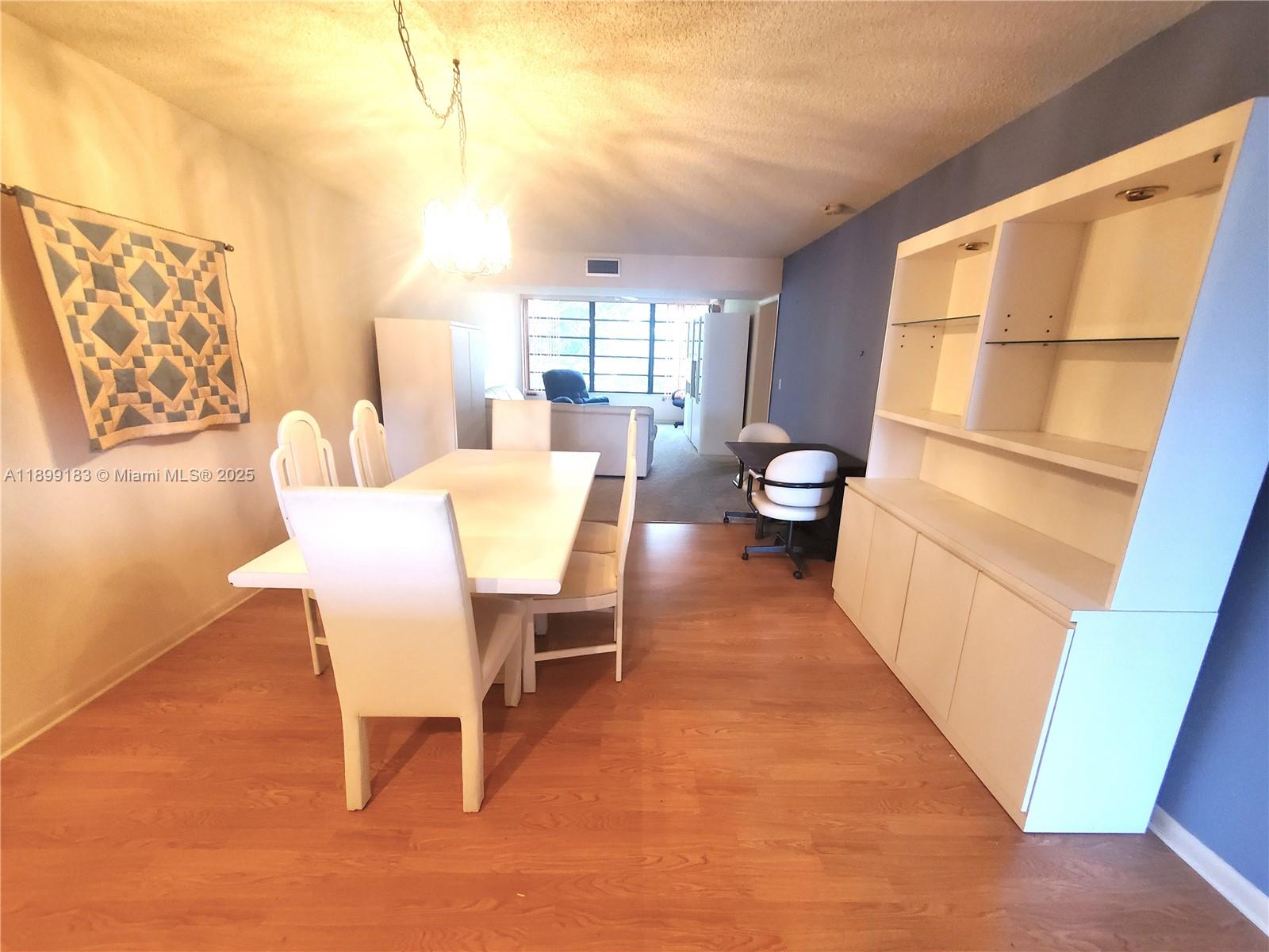 CONDO 25 OF WHITEHALL CON - Residential