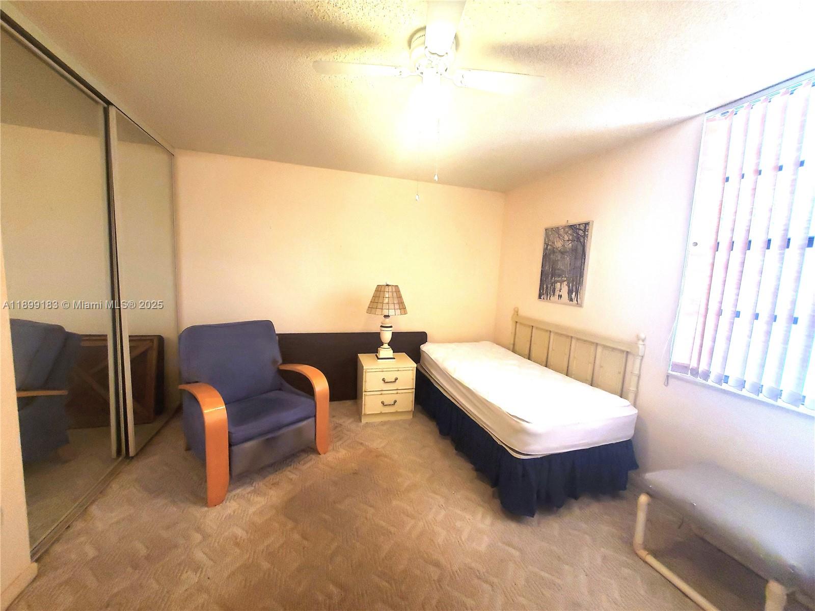 CONDO 25 OF WHITEHALL CON - Residential