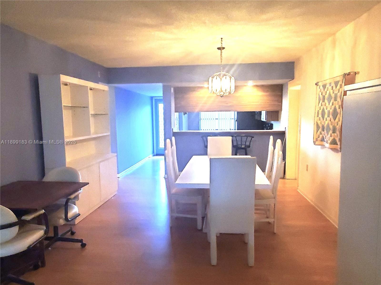 CONDO 25 OF WHITEHALL CON - Residential