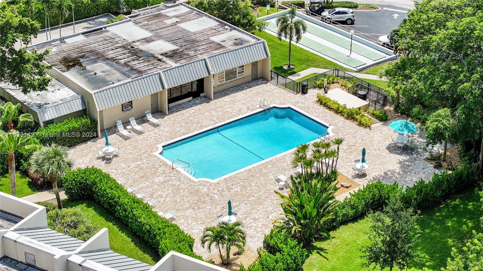 BOCA BAYOU CONDO - Residential