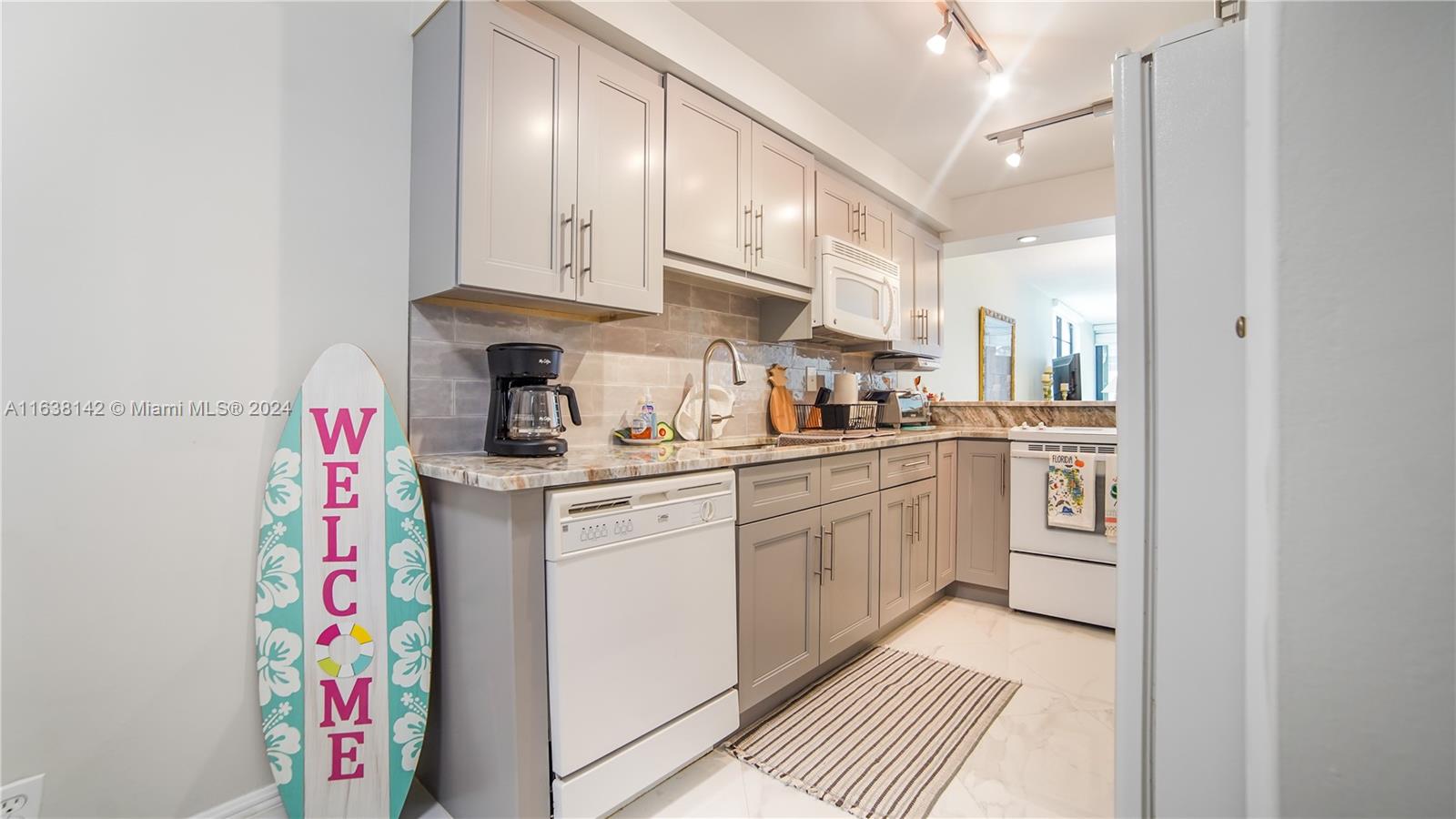 BOCA BAYOU CONDO - Residential