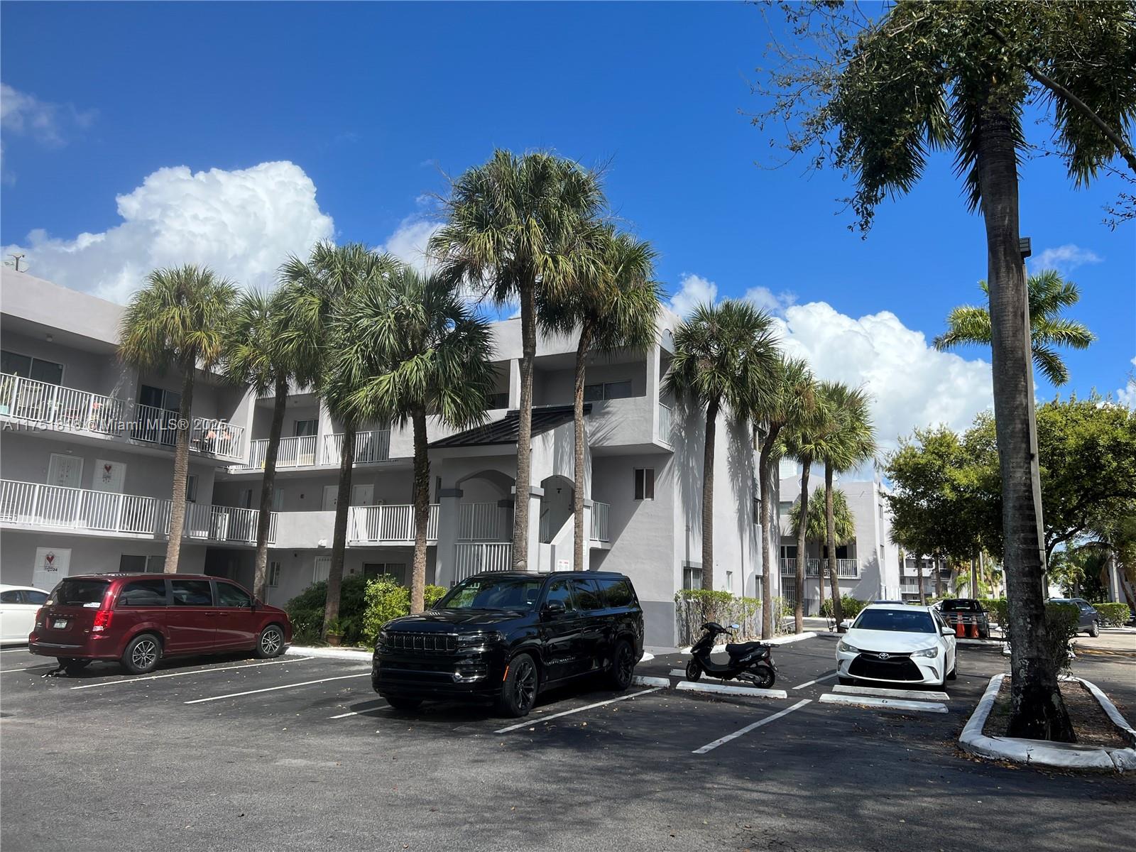 Rental Property at 2760 W 76th St 202, Hialeah, Miami-Dade County, Florida - Bedrooms: 2 
Bathrooms: 2  - $2,250 MO.