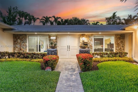 Tiny photo for 1900 NE 210th St, Miami, FL 33179 (MLS # A12042502)