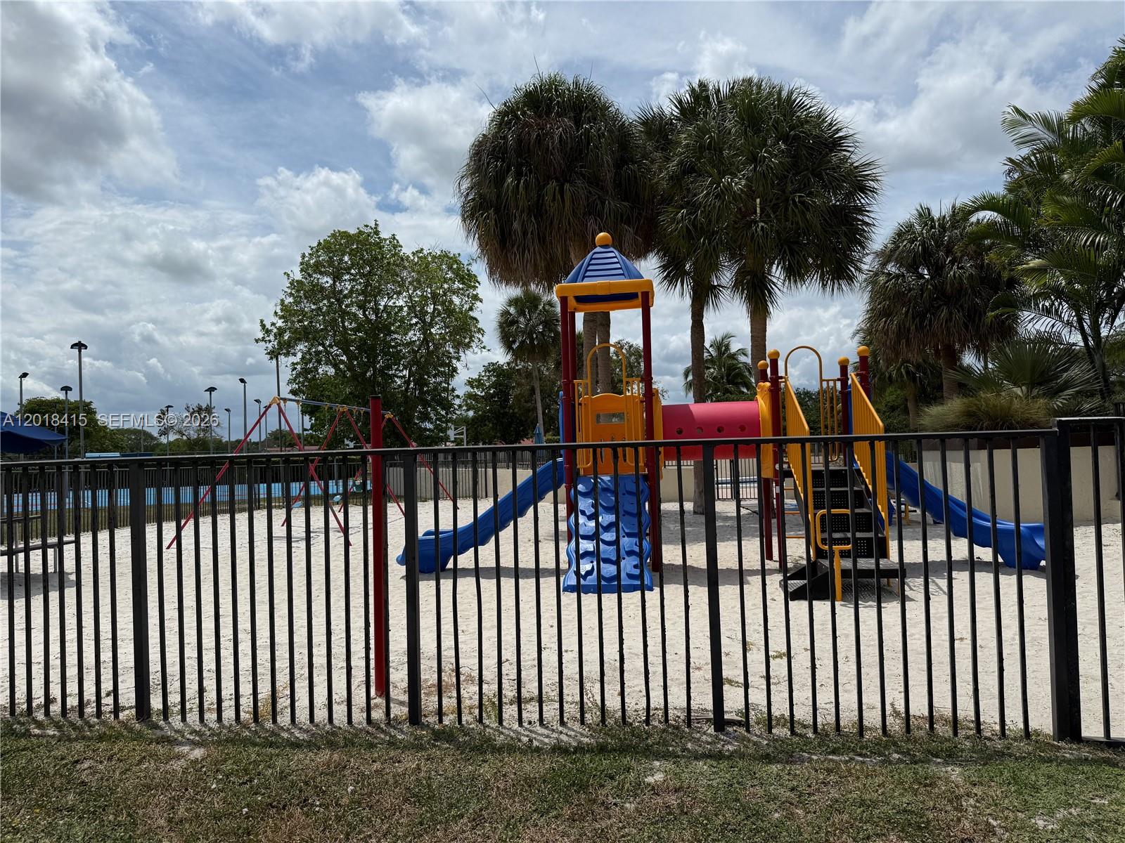 CROSSINGS VILLAGE HOMES C - Residential