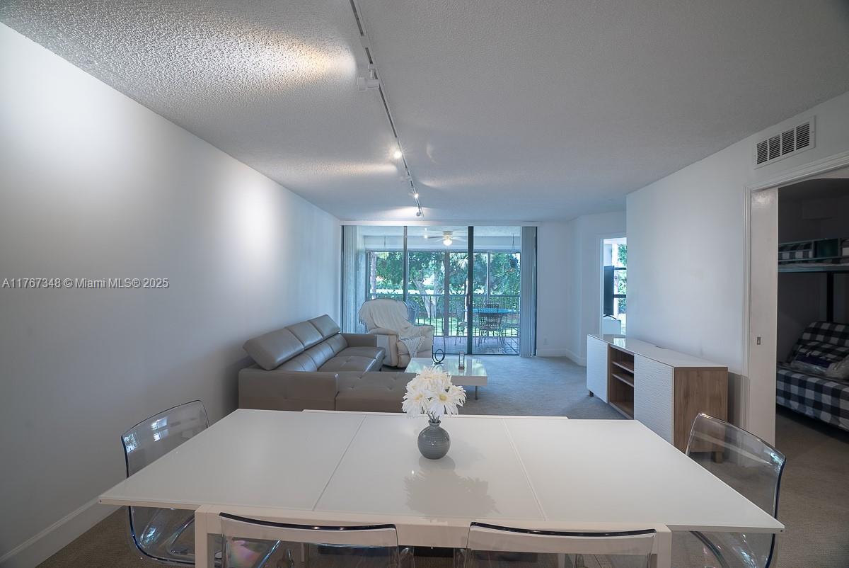 CLUB ROYALE CONDO - Residential