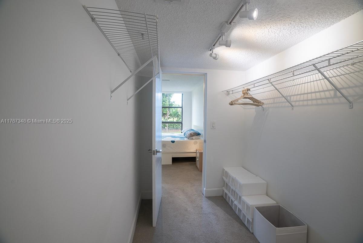 CLUB ROYALE CONDO - Residential