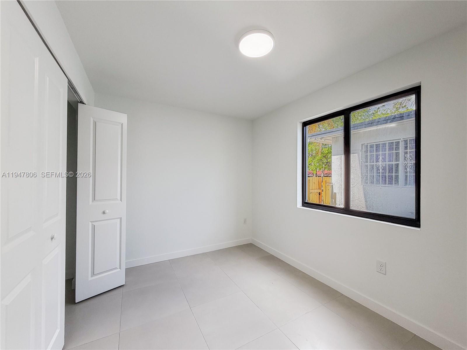 EVERGLADES AVE HEIGHTS - Residential Income