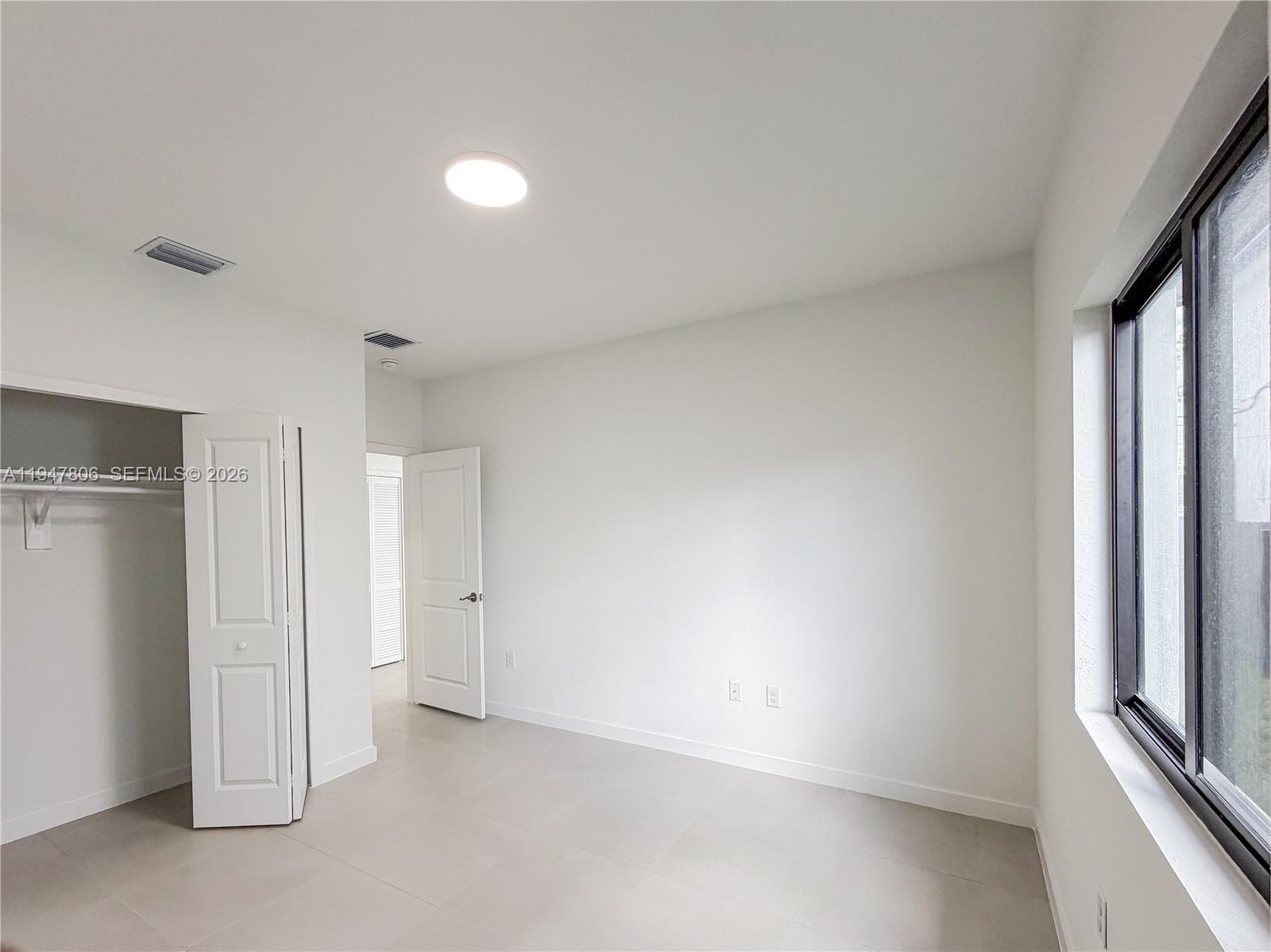 EVERGLADES AVE HEIGHTS - Residential Income