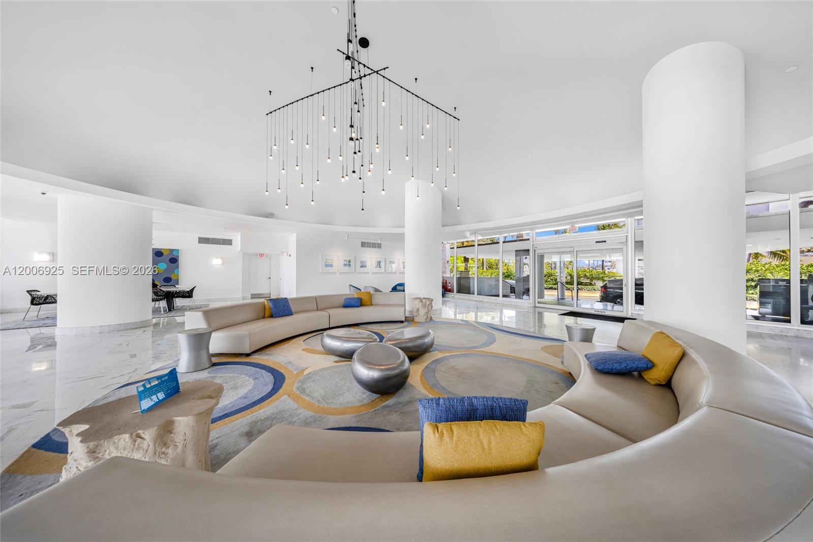 MIRADOR 1000 CONDO - Residential