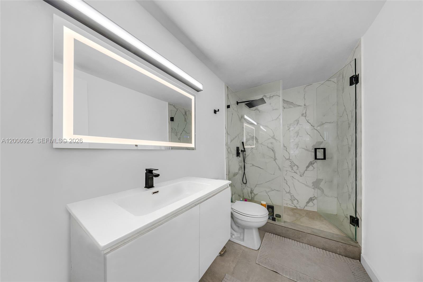 MIRADOR 1000 CONDO - Residential