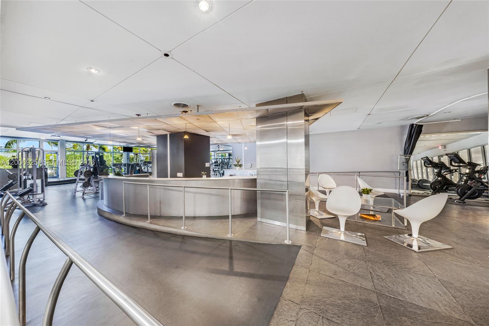 MIRADOR 1000 CONDO - Residential