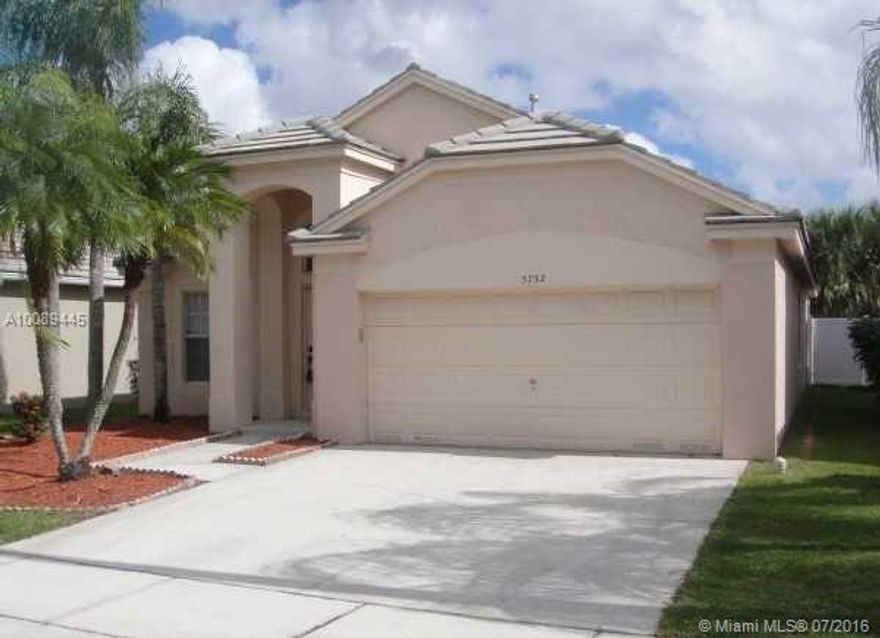 THIS GORGEOUS WATERFRONT HOME AWAITS YOU! 3 BEDROOMS, 2 BATHS AND 2 CAR GARAGE. EXPANSIVE LAKE VIEWS FROM FAMILY ROOM, MASTER BEDROOM AND SPARE BEDROOM. FRESHLY PAINTED WITH DESIGNER COLOR. HIGH CEILINGS. GAS RANGE/HOT WATER HEATER. ALL APPLIANCES COVERED WITH SERVICE CONTRACT. GREAT LOCATION AND TERRIFIC VALUE! HURRY! WON'T LAST! ***SORRY, OWNER STATES NO PETS OF ANY KIND***EASY HOA APPROVAL REQUIRED.