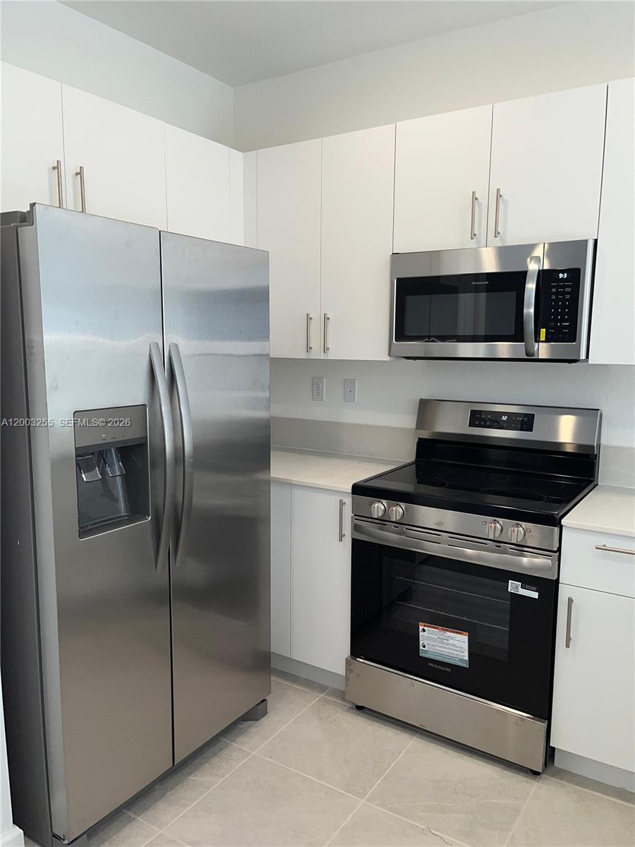 ALTAMIRA LAGOS - Residential Lease