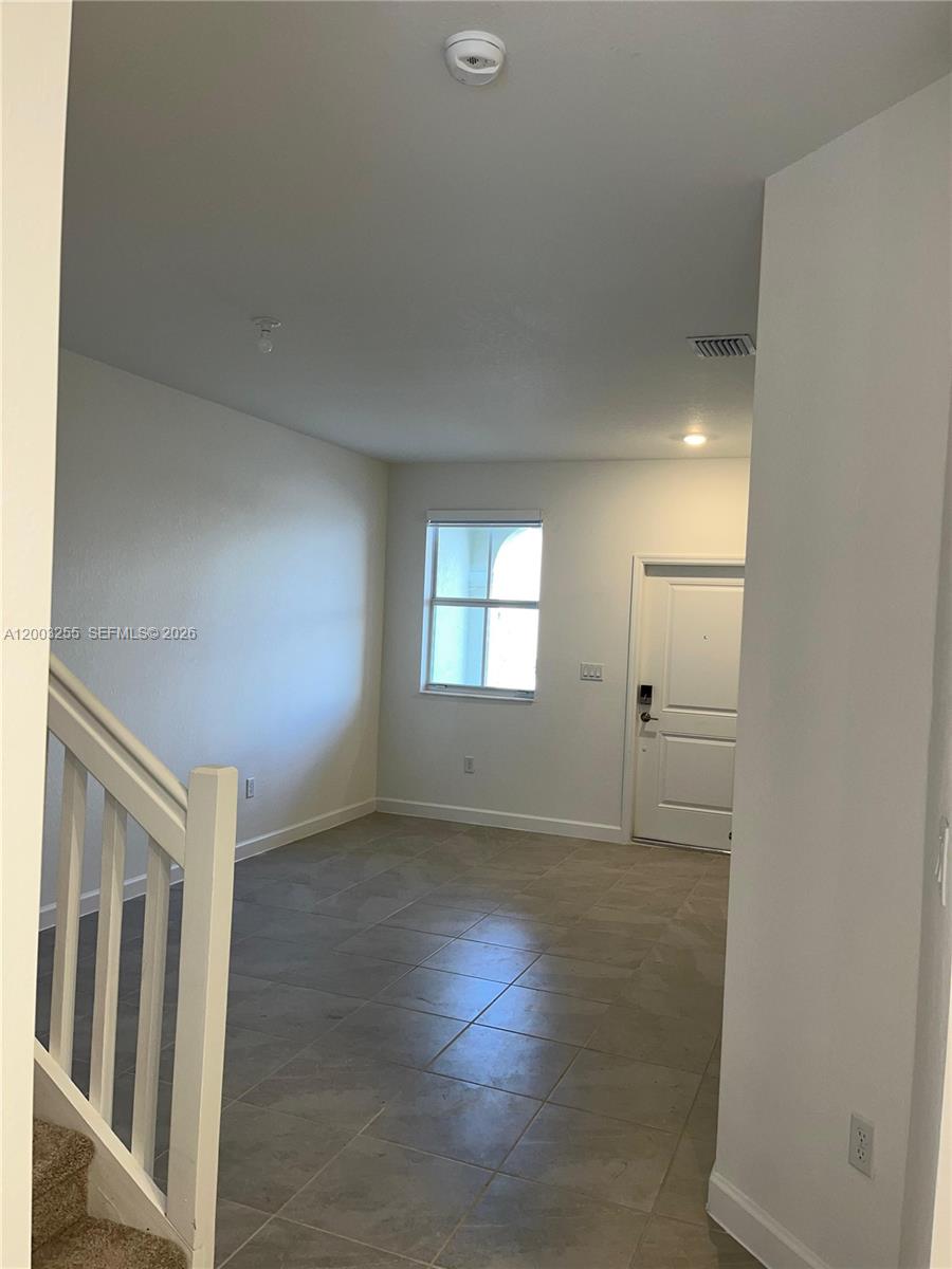 ALTAMIRA LAGOS - Residential Lease