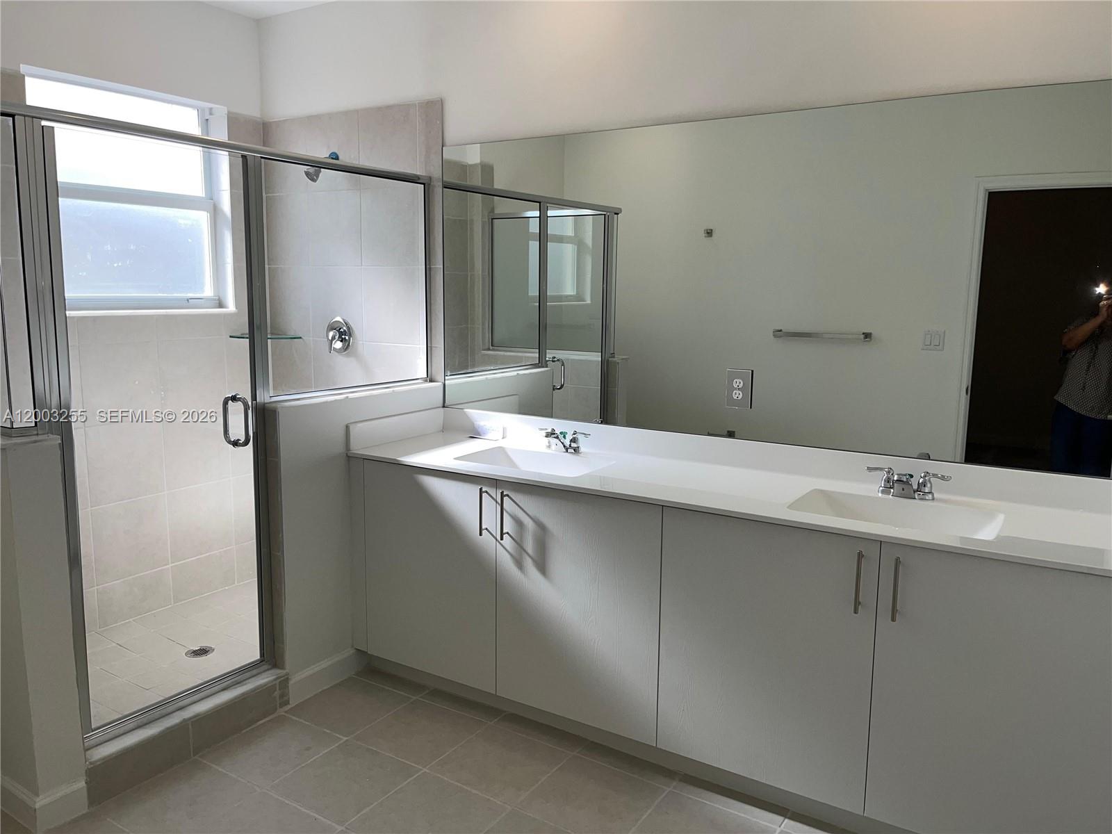 ALTAMIRA LAGOS - Residential Lease