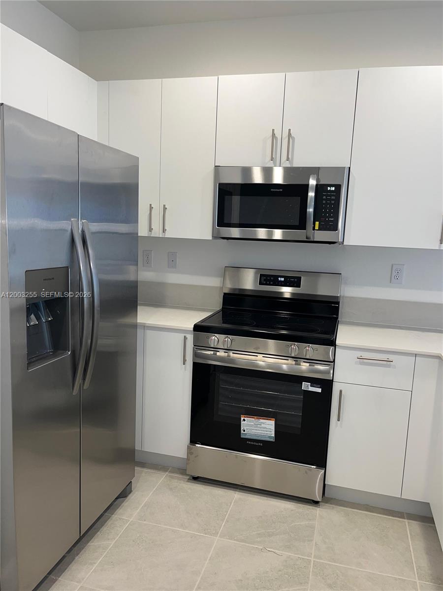 ALTAMIRA LAGOS - Residential Lease