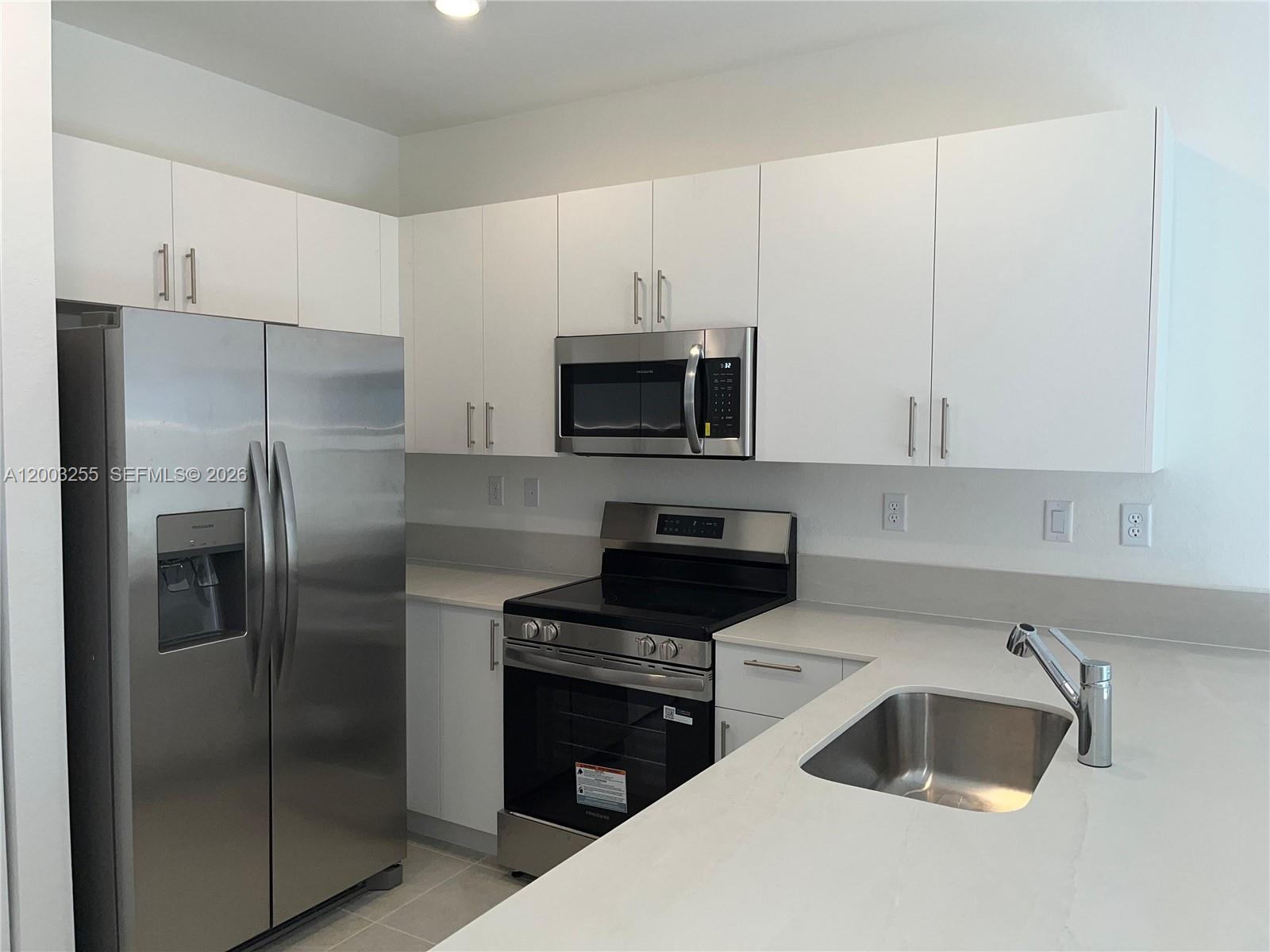 ALTAMIRA LAGOS - Residential Lease