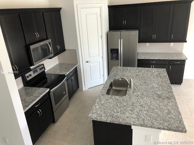 The Grove At Raintree - Residential Lease