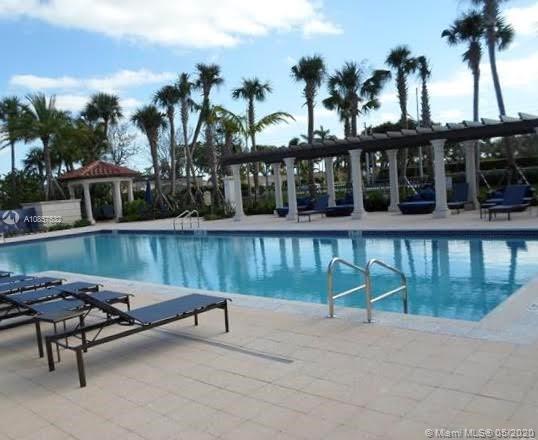 The Grove At Raintree - Residential Lease