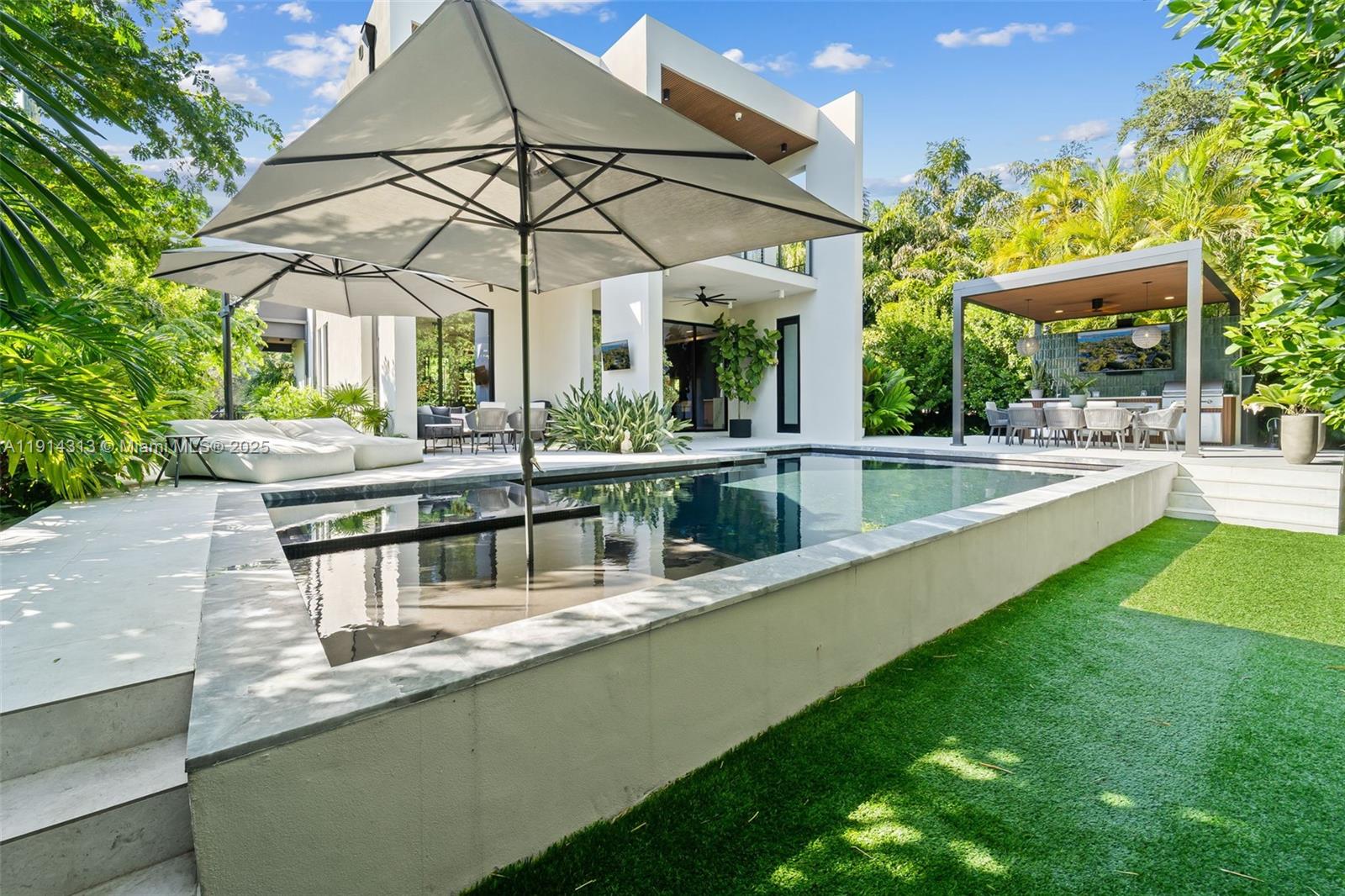 MILLEDGE HEIGHTS - Residential