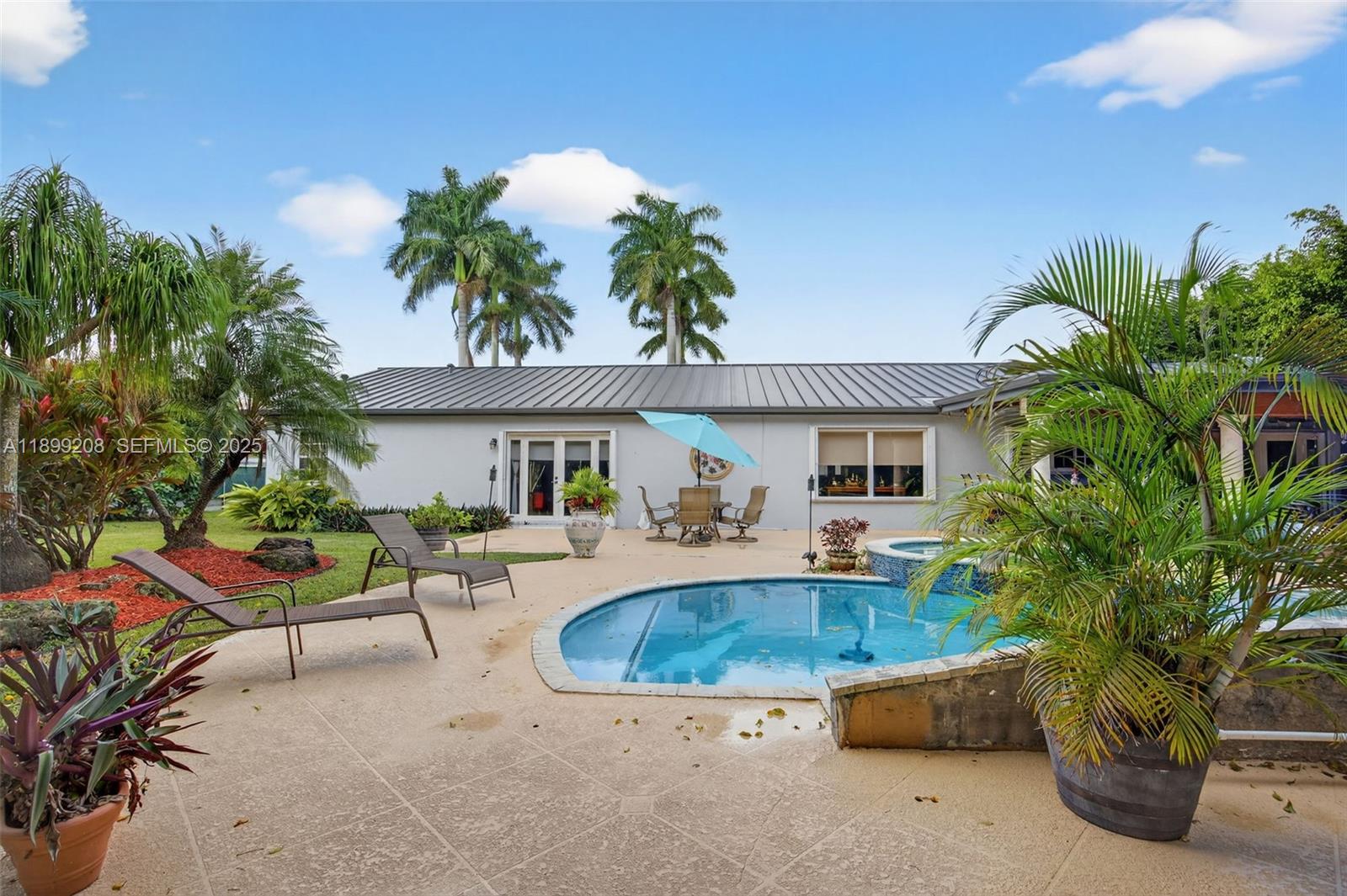 REDAVO ESTATES 2ND ADDN - Residential