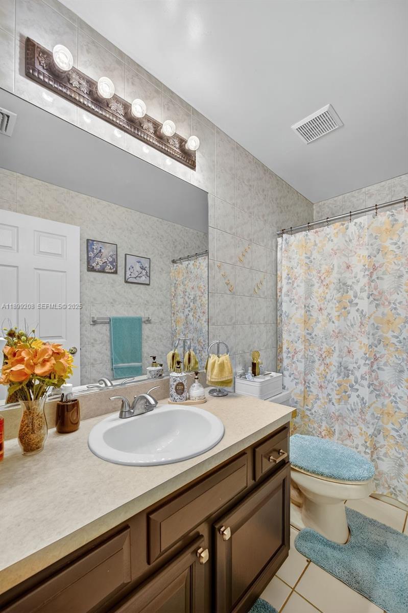 REDAVO ESTATES 2ND ADDN - Residential