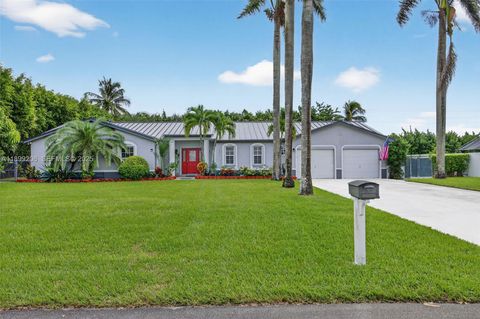 Photo of 28241 SW 157th Ct, Homestead, FL 33033 (MLS # A11899208)