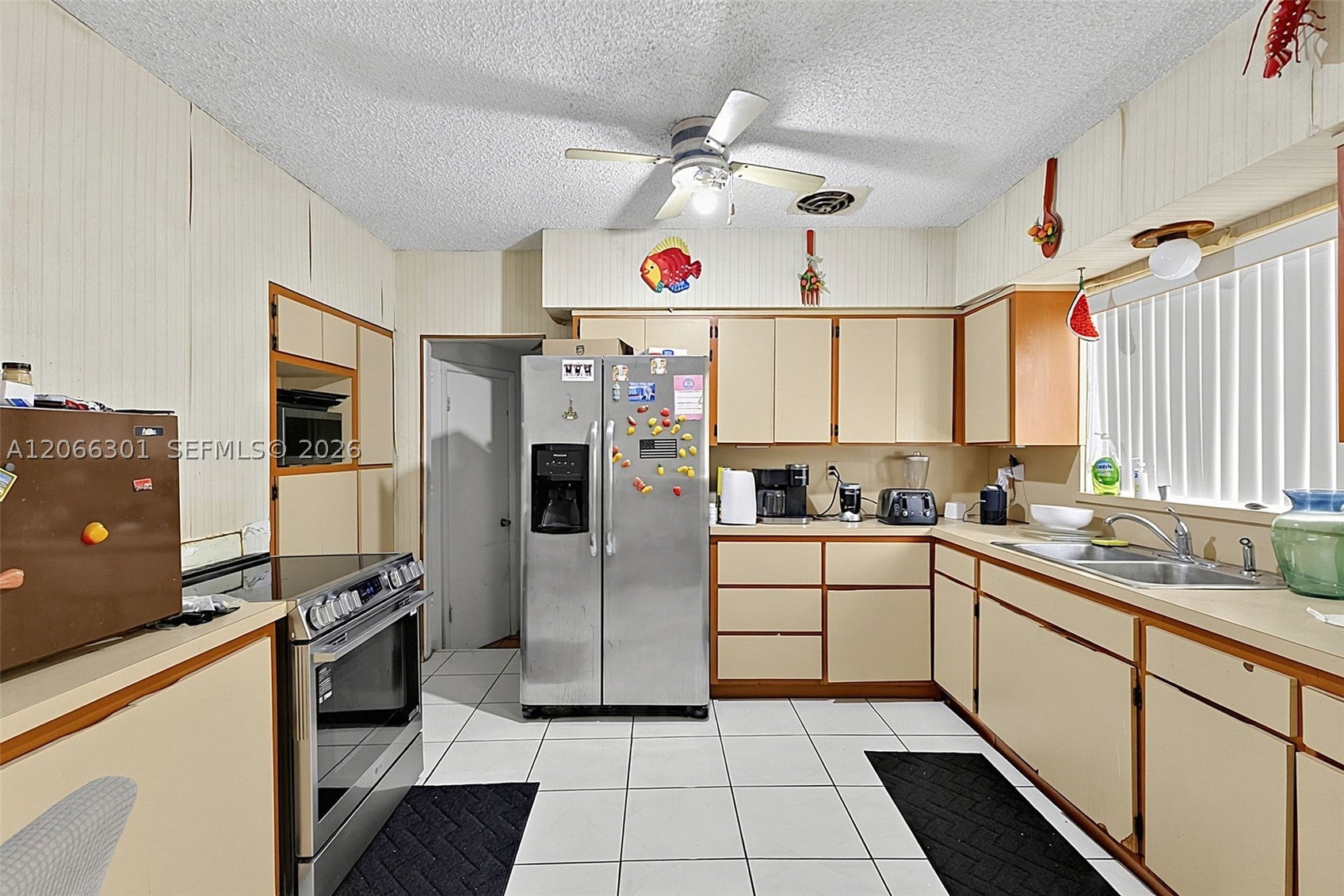 1200 NO 131. St