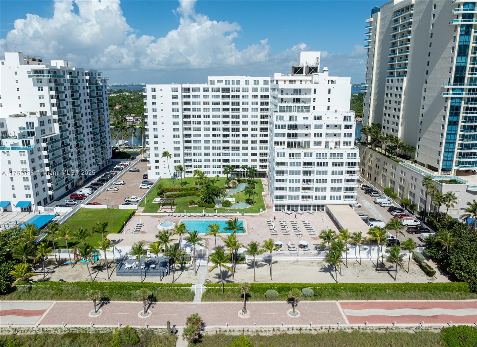5005 Collins Ave 506, Miami Beach, Miami-Dade County, Florida - 2 Bedrooms  
2 Bathrooms - 