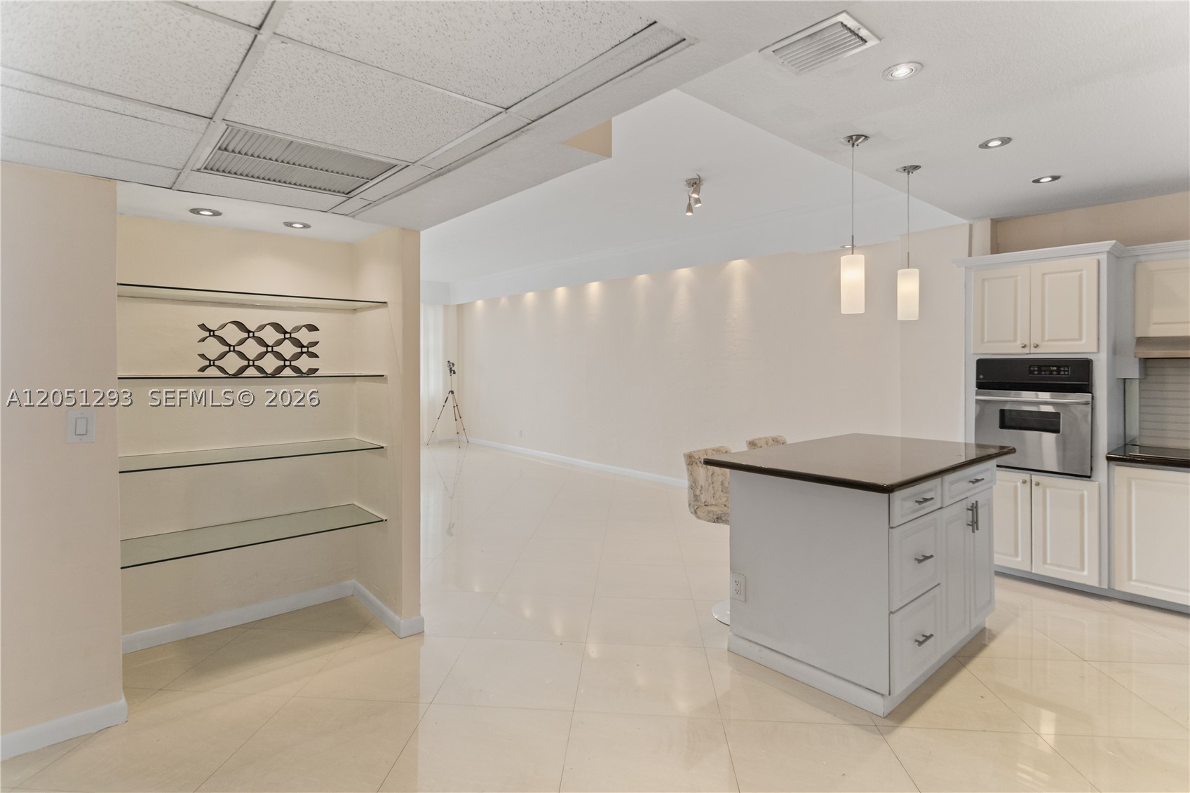 19390 Collins Ave PH-17