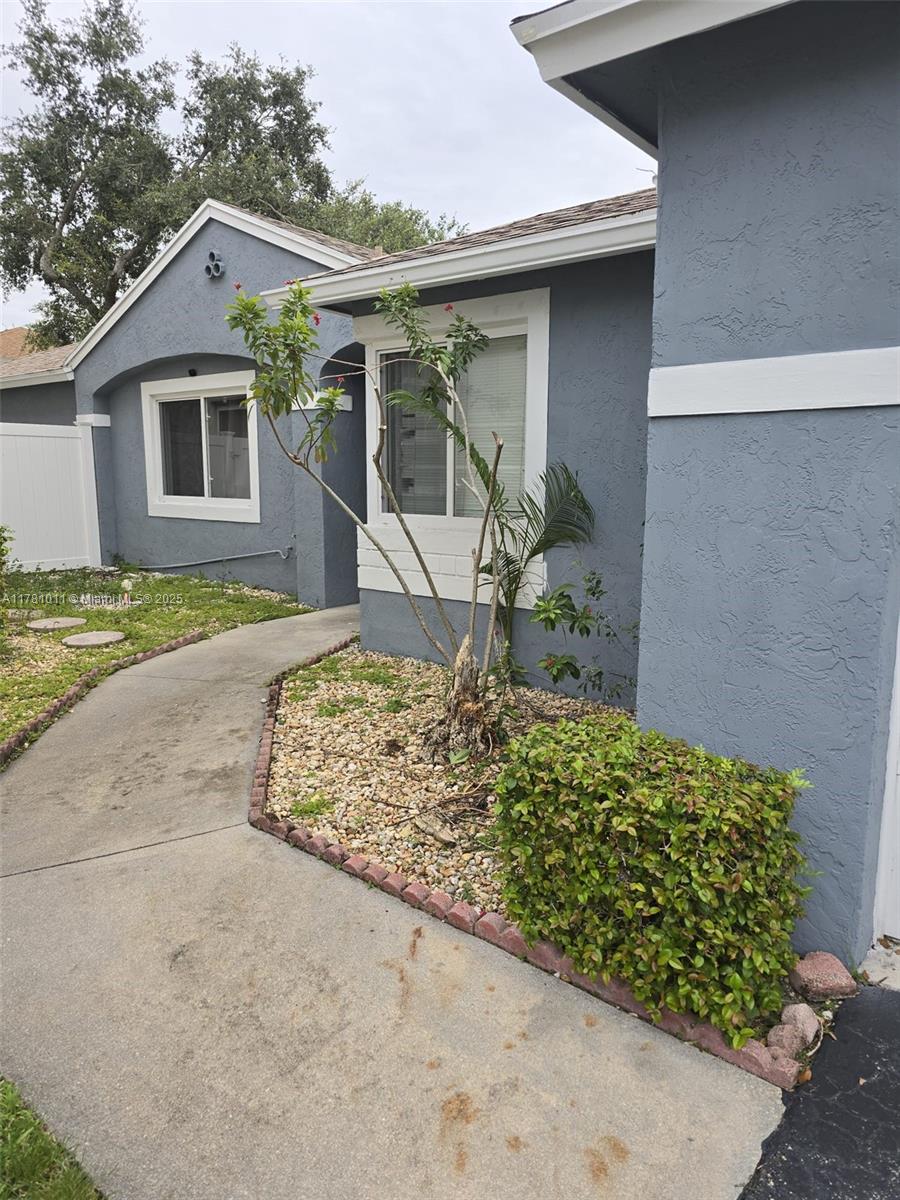 Property for Sale at 11751 Nw 12th St, Pembroke Pines, Miami-Dade County, Florida - Bedrooms: 3 
Bathrooms: 2  - $500,000