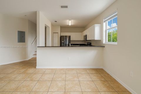 8833 NW 107th Ct 202 Doral FL 33178